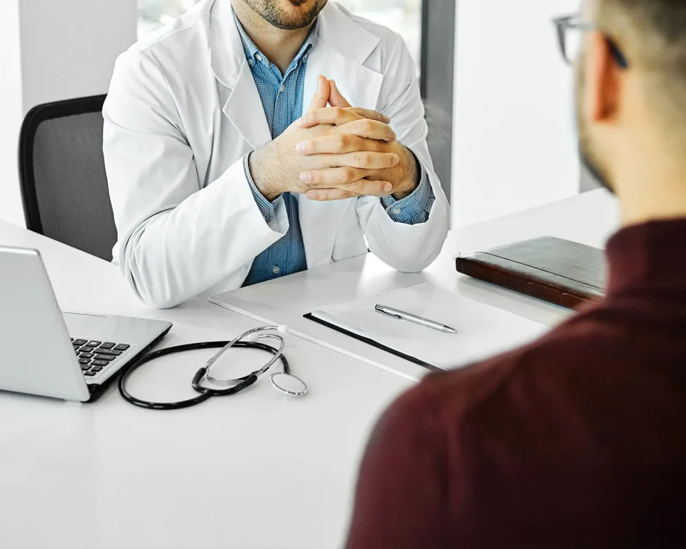 doctor-patient-hospital-care-medical-medicine-man-in-private