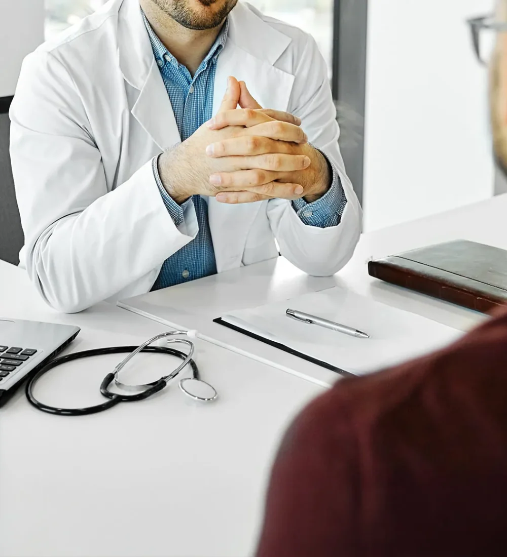 doctor-patient-hospital-care-medical-medicine-man-in-private